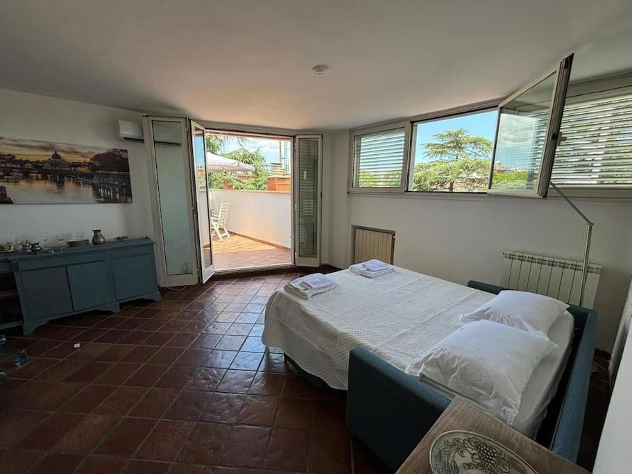 Vatican Penthouse Apartment Rom